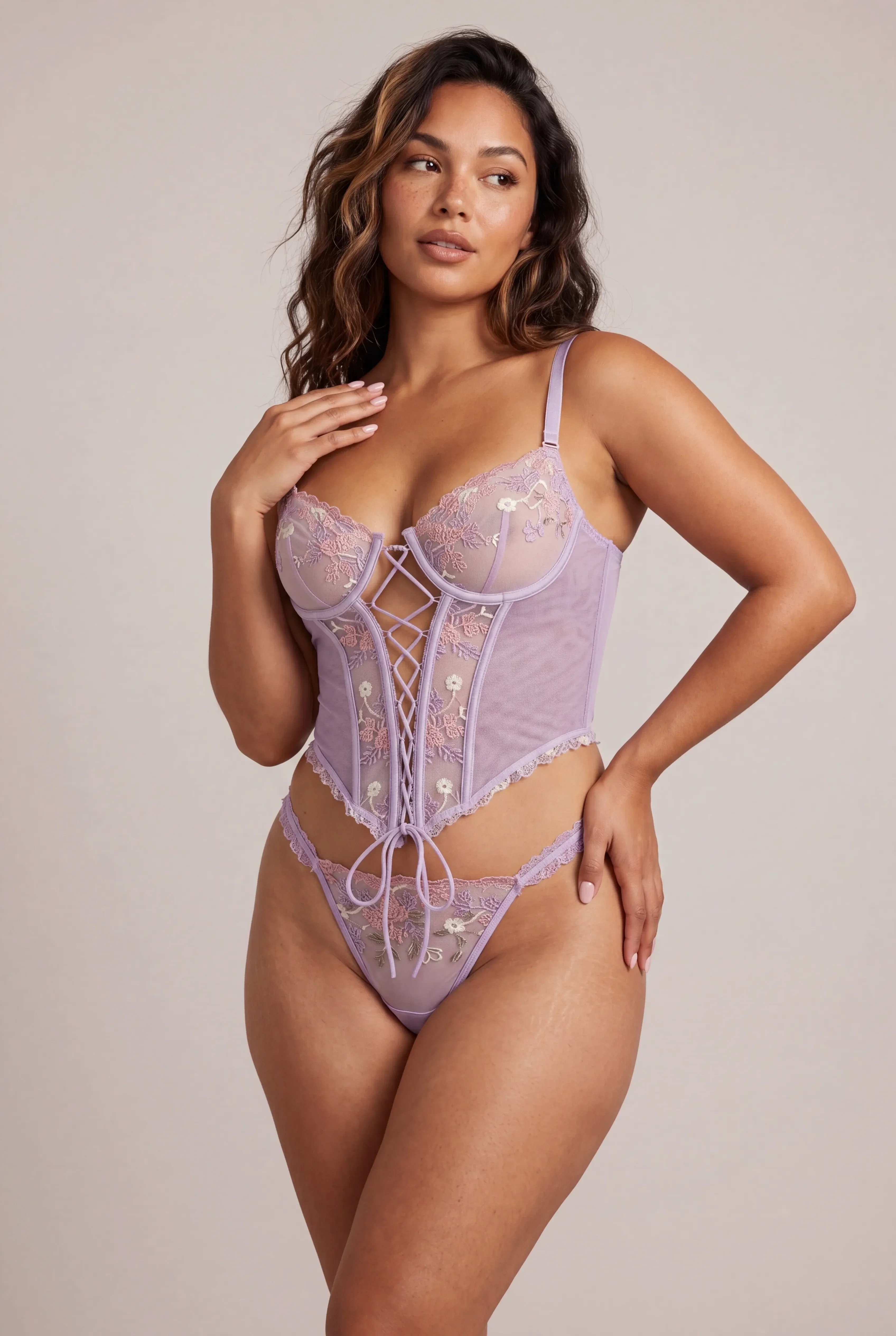 Ensemble Deux Pièces – Corset à Armatures & String Assorti – LILAS - Image 3